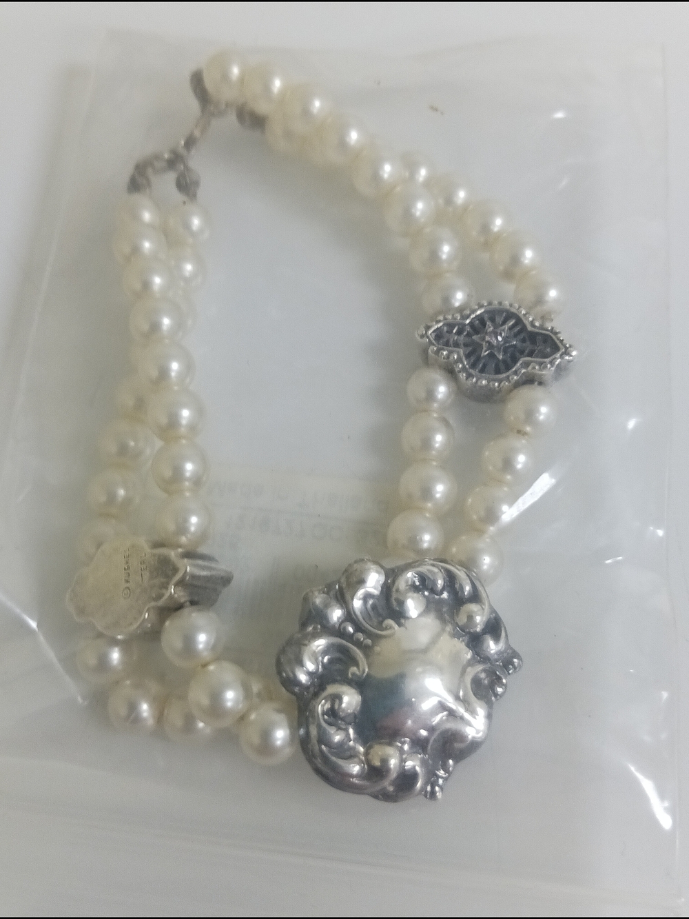 Foree Hunsicker, Vintage Victorian double-strand pearl bracelet